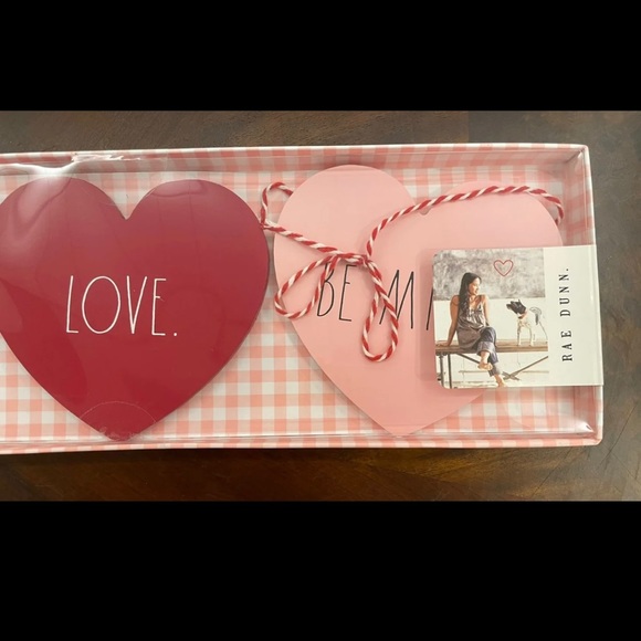 New Rae Dunn Valentine’s Day garland - Picture 4 of 4